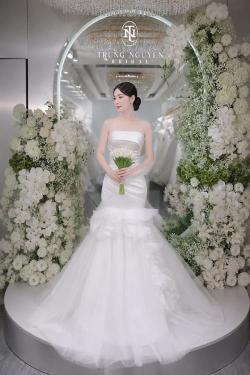 Mẫu váy cưới dòng Silver số 26 — Trung Nguyễn Bridal