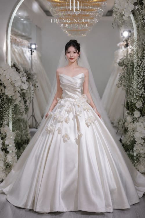 Mẫu váy cưới dòng Silver số 46 — Trung Nguyễn Bridal
