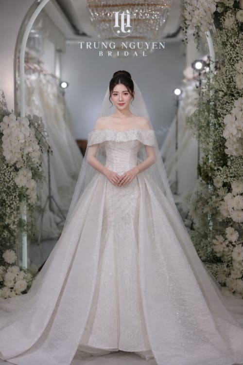 Mẫu váy cưới dòng Silver số 47 — Trung Nguyễn Bridal