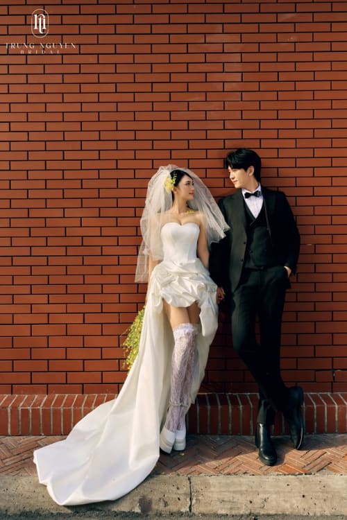 Mẫu váy cưới dòng Silver số 53 — Trung Nguyễn Bridal
