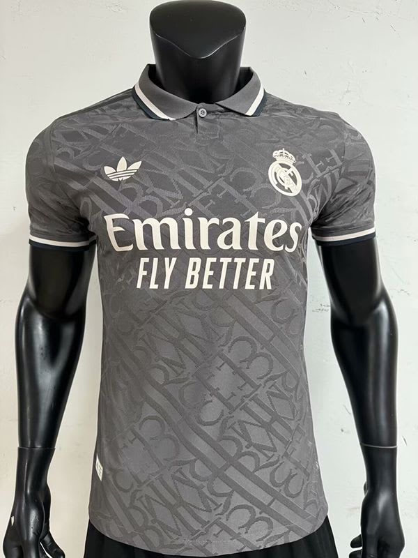 Real Madrid 2024/25 Mbappé Alterna