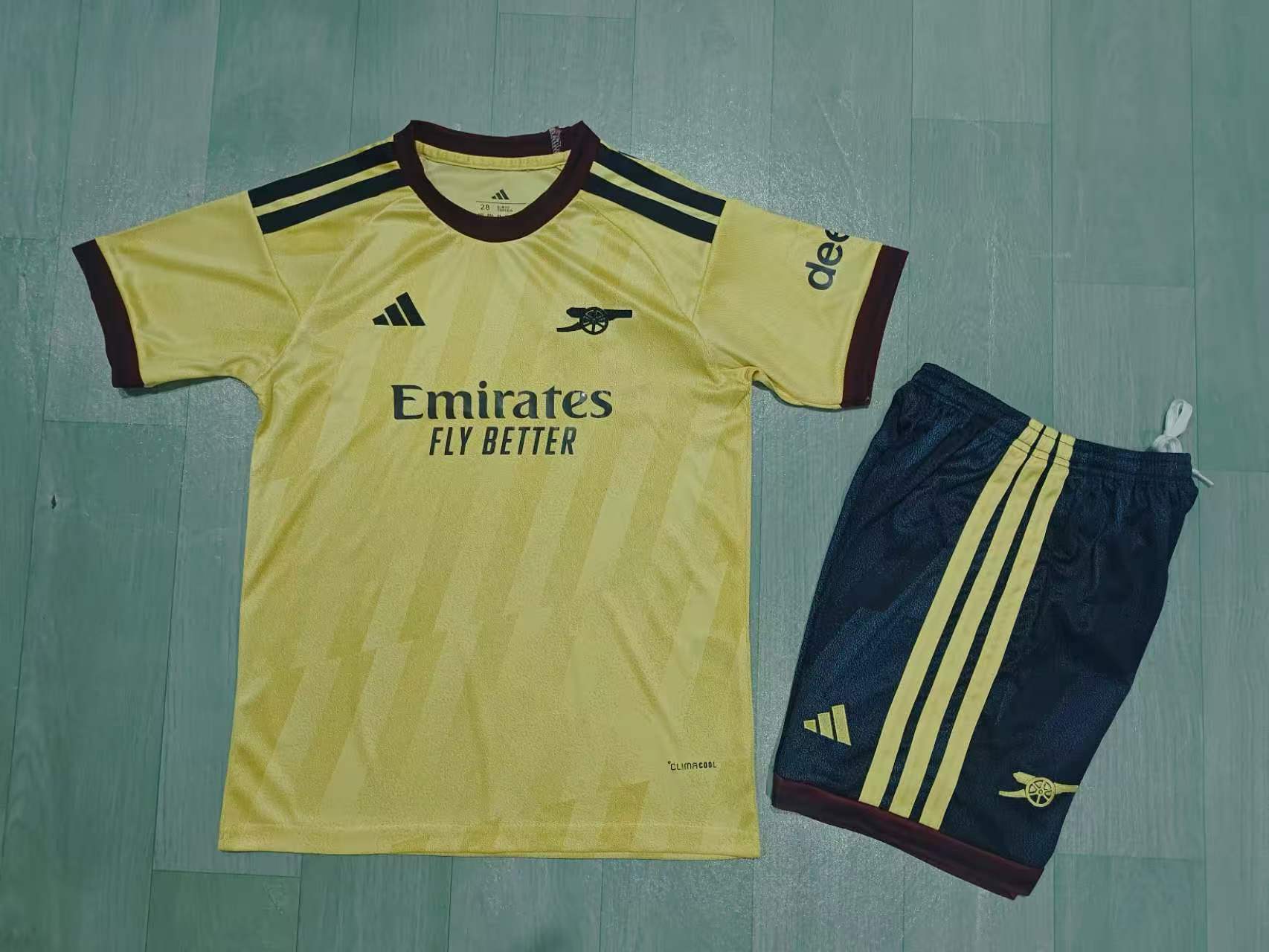 Conjunto Niño Arsenal Alterna