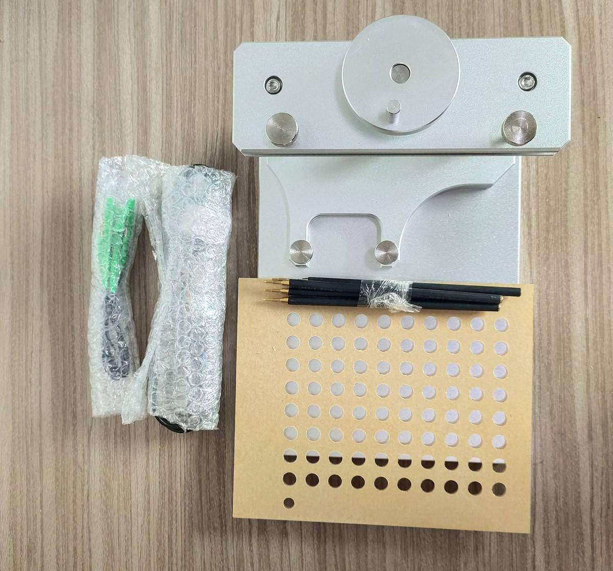 ⚡ Cadre BDM Professionnel en Aluminium avec Éclairage LED & 4 Sondes 🛠️💻 — photo 5 sur 6