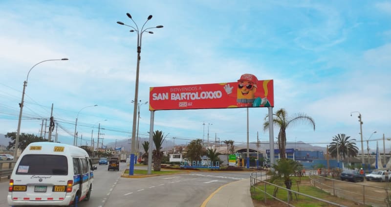 Panel publicitario en San Bartolo