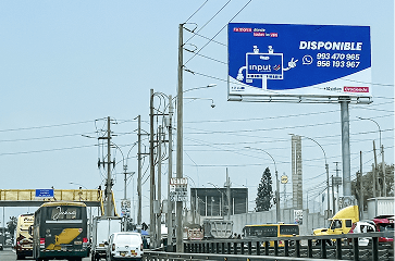 Panel publicitario en Villa el Salvador