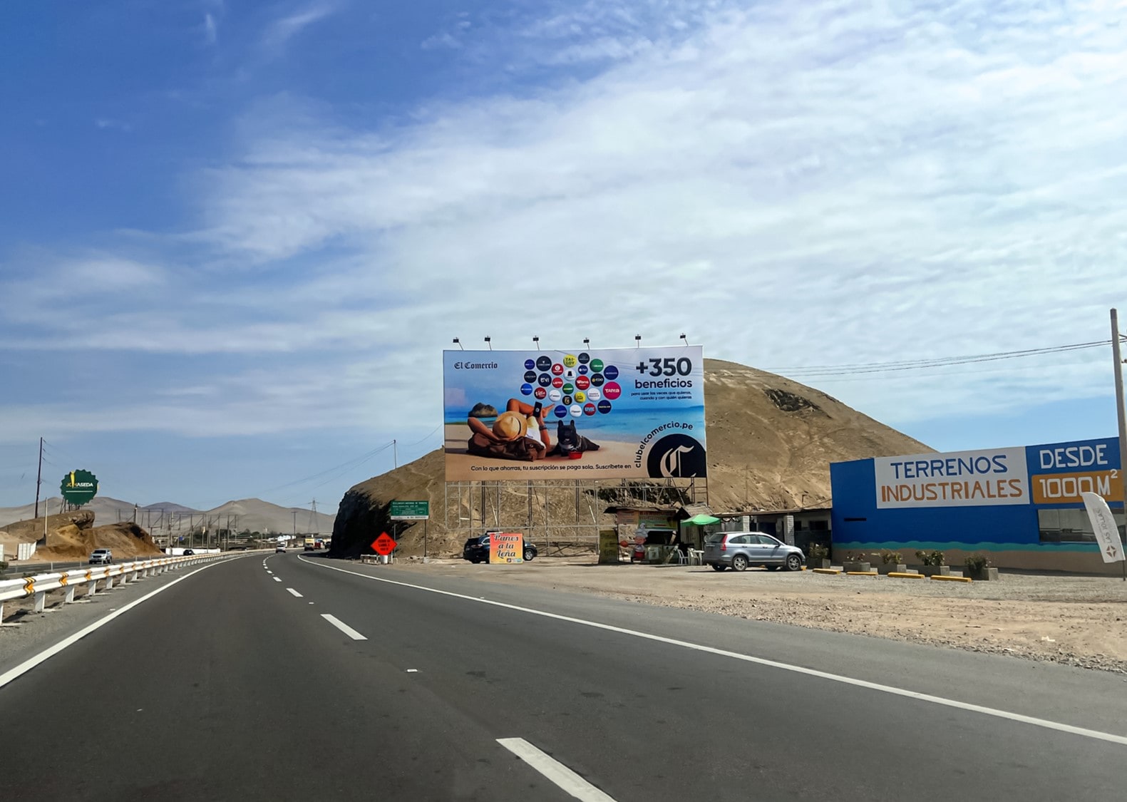 Panel publicitario en Chilca