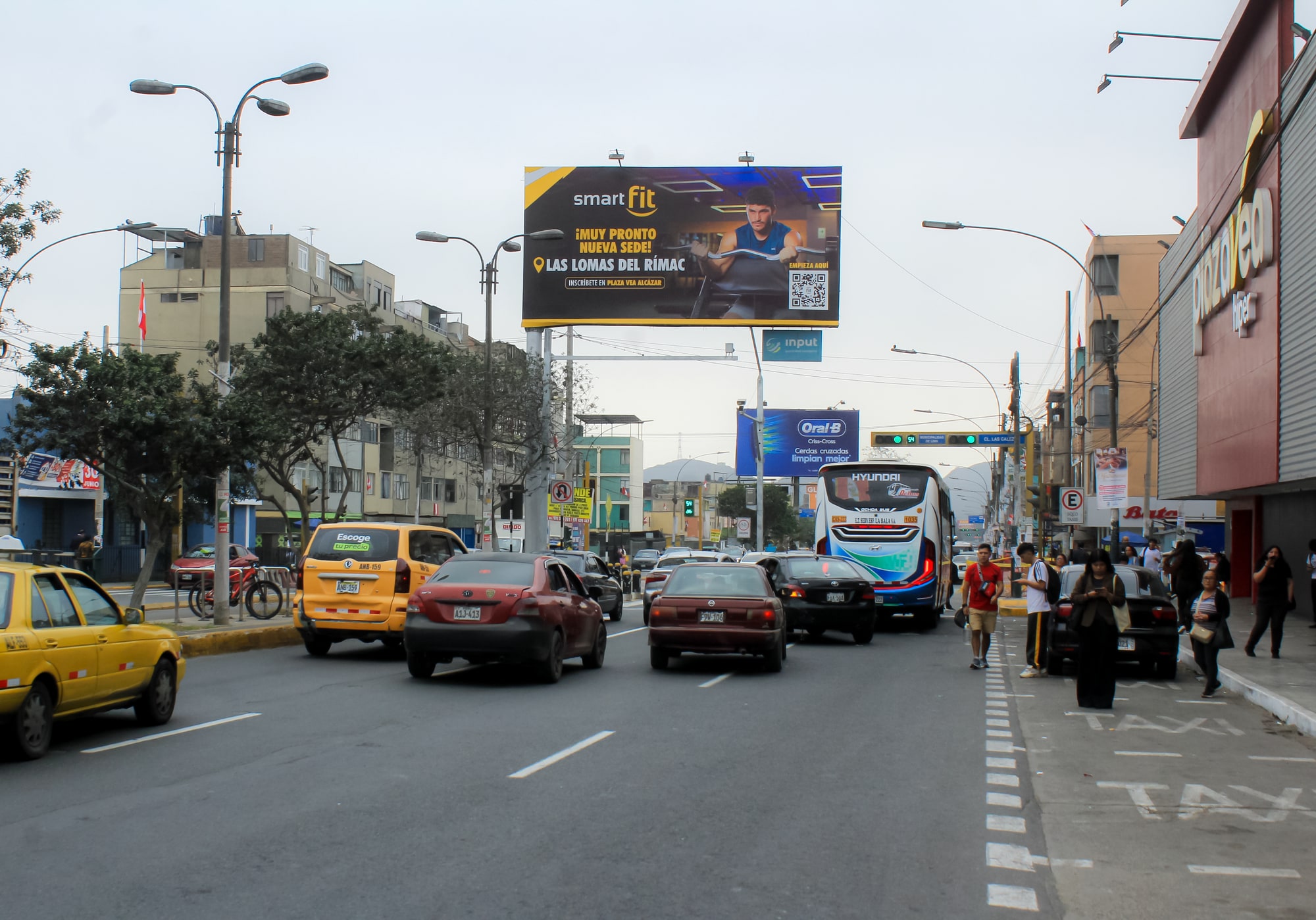 Panel publicitario en RIM-003 A