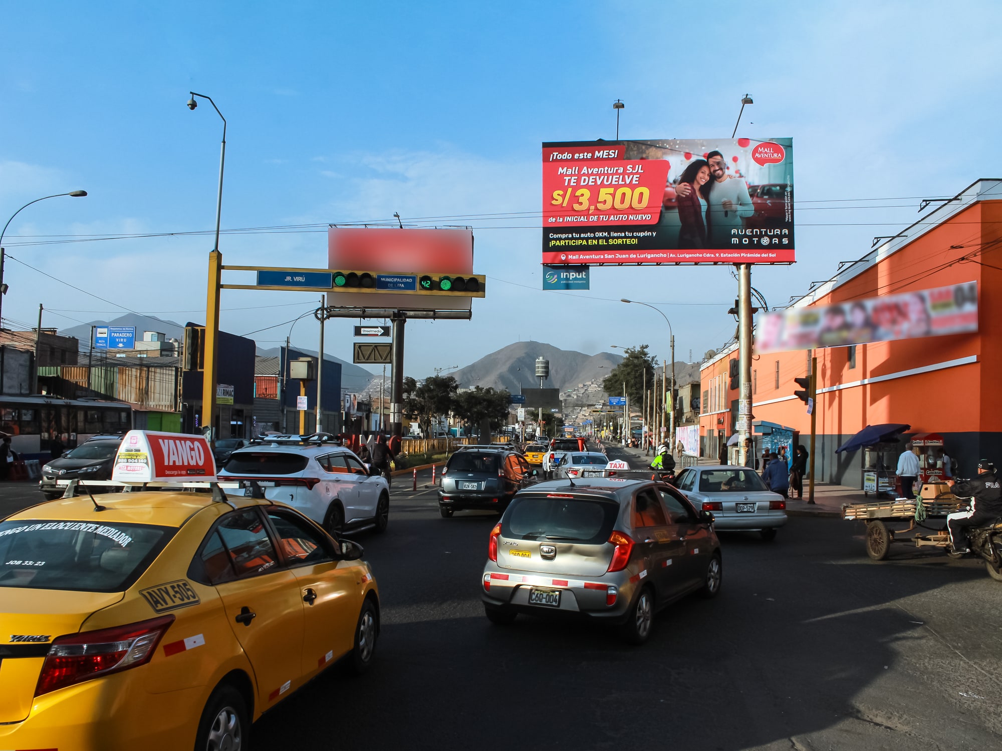 Panel publicitario en RIM-005 A