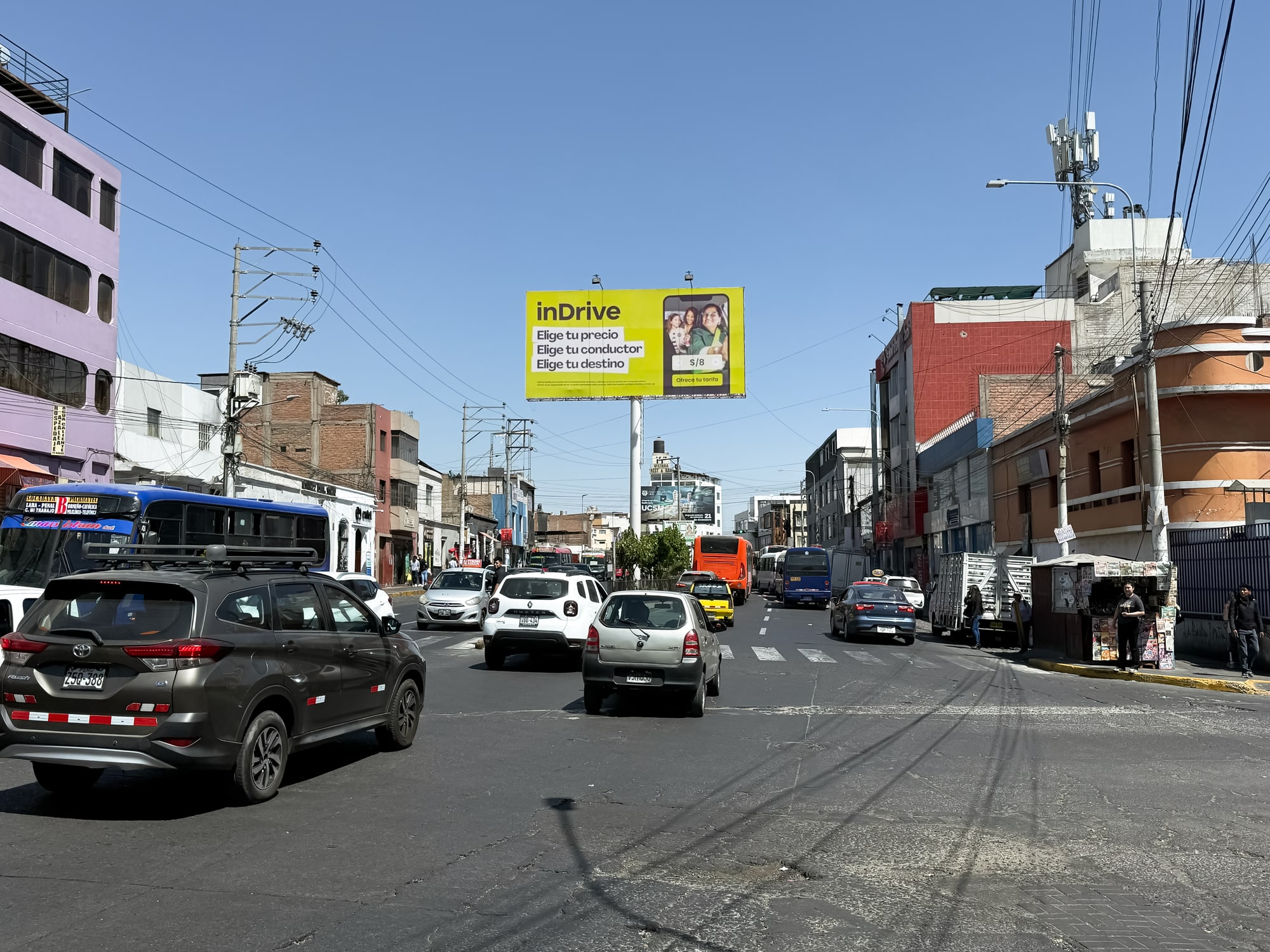 Panel publicitario en ARQ-007 A