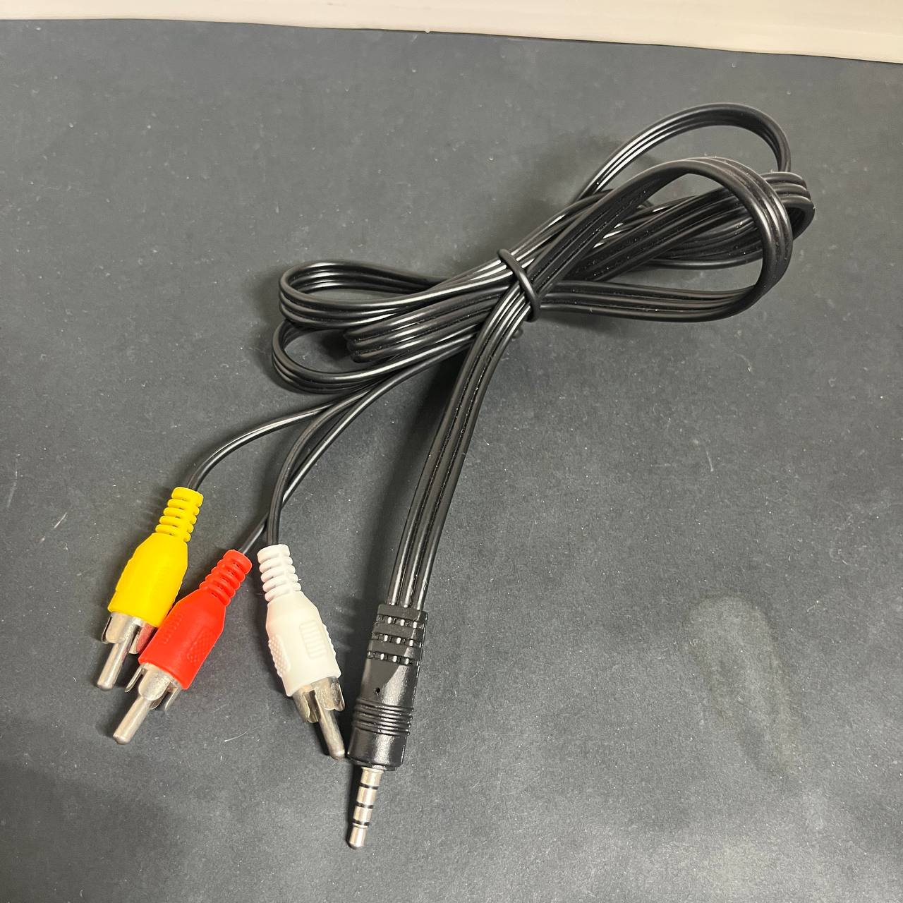 Cable Adaptador de 3.5mm TRRS Macho a 3 RCA Macho, Audio y Video Compuesto