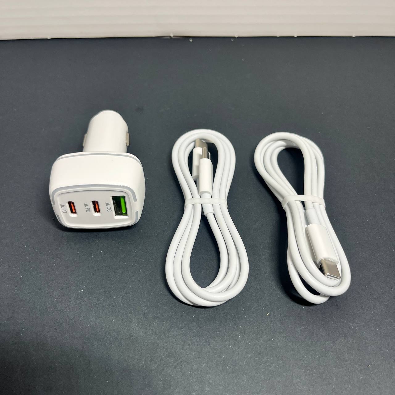 Cargador Inteligente para Carro 3 Puertos (PD 45W + QC 3.0) ⚡ Incluye 2 Cables Tipo C | Modelo AS8H