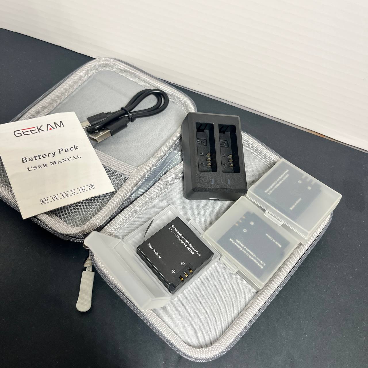 Kit 3 Baterías 1350mAh + Cargador Dual para Cámara de Acción 4K (Akaso, Eken, Apeman)