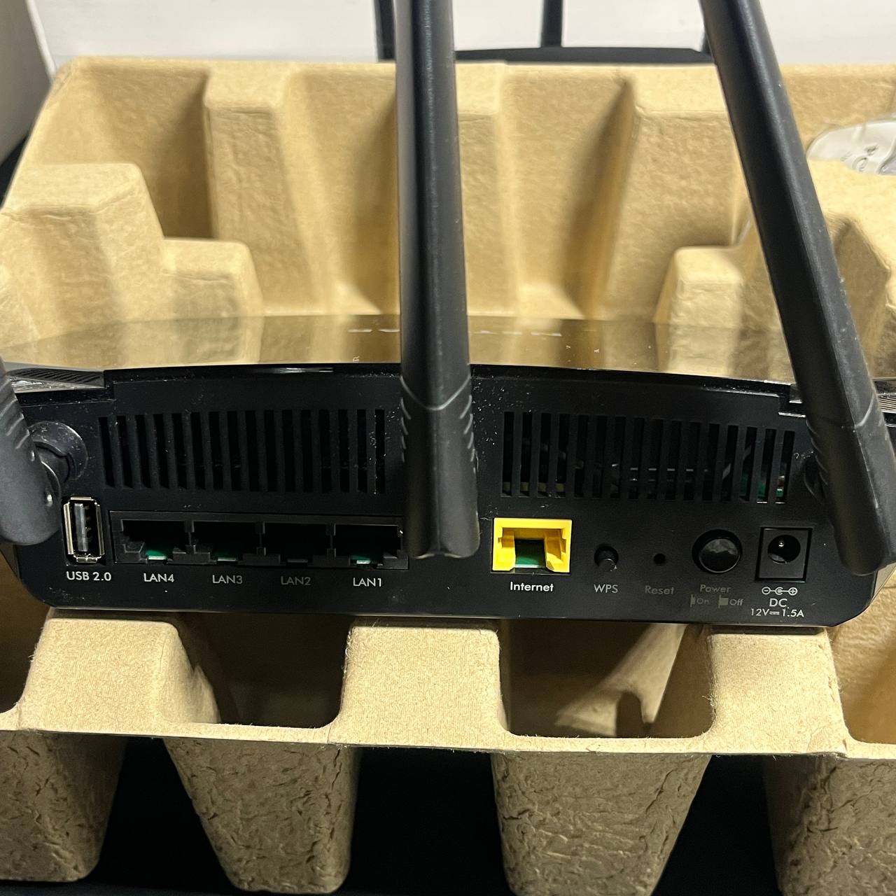 Router Netgear AC2000 WiFi 5 Doble Banda, 2000Mbps, Cobertura 185m², Soporta 30 Dispositivos