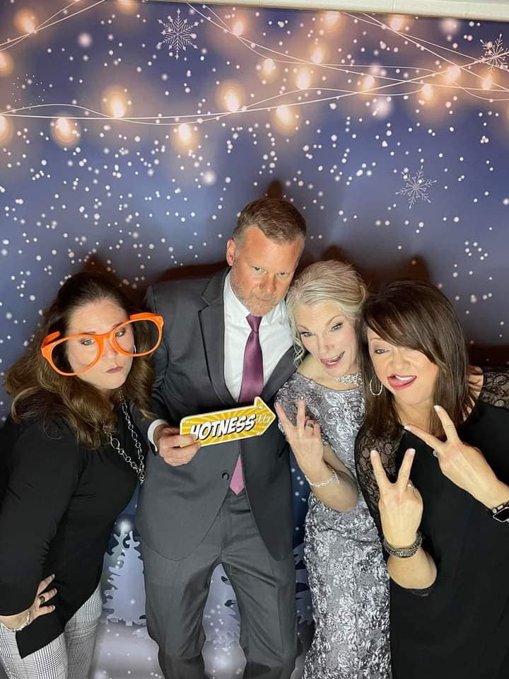 Say Cheez Photo Booth