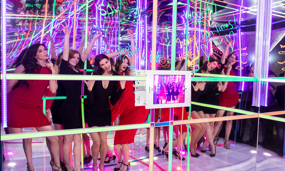 Specialty Photo Booth Services