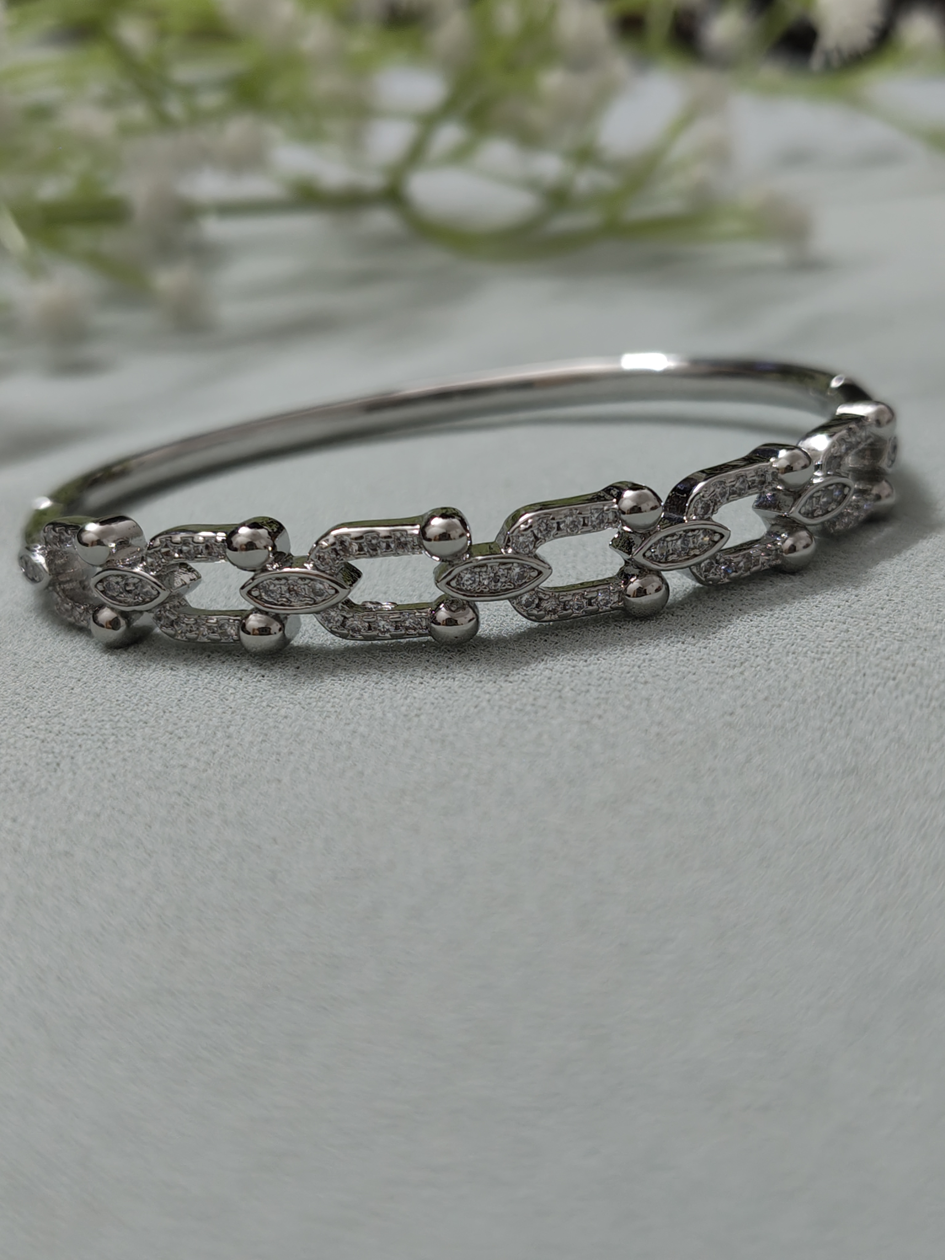 Sparkle Link Bangle