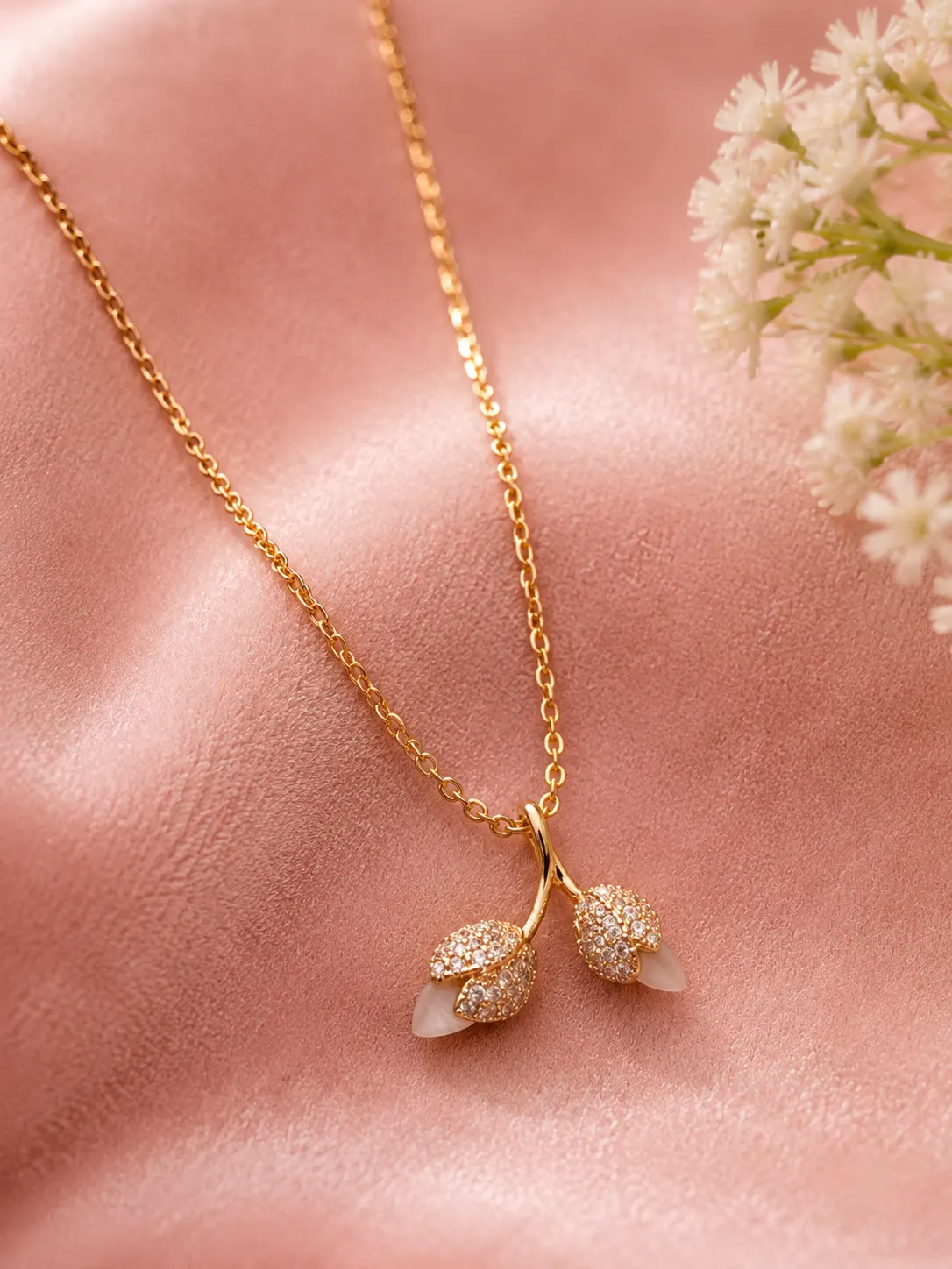 Tulip Necklace