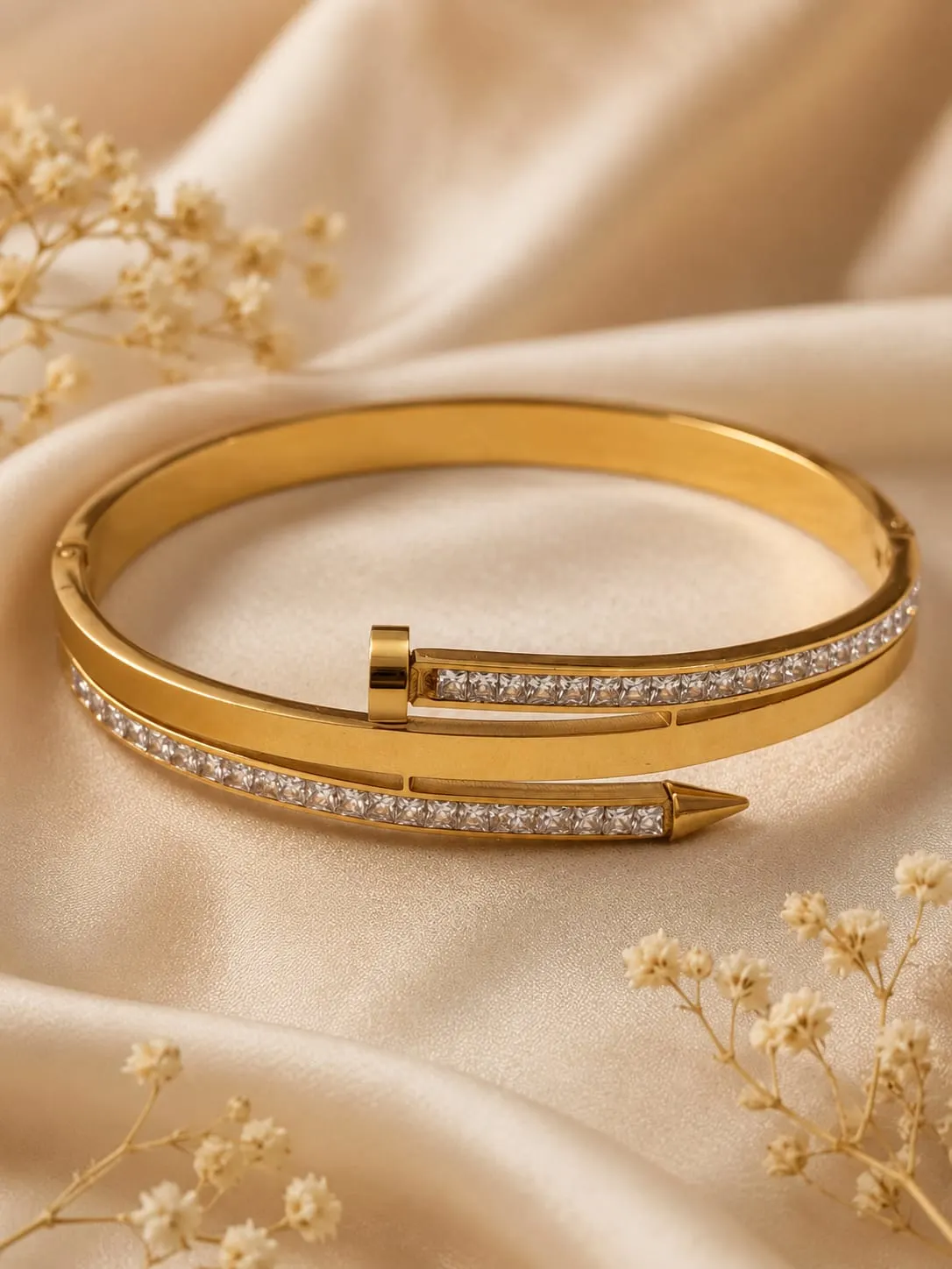 Nail Bangle