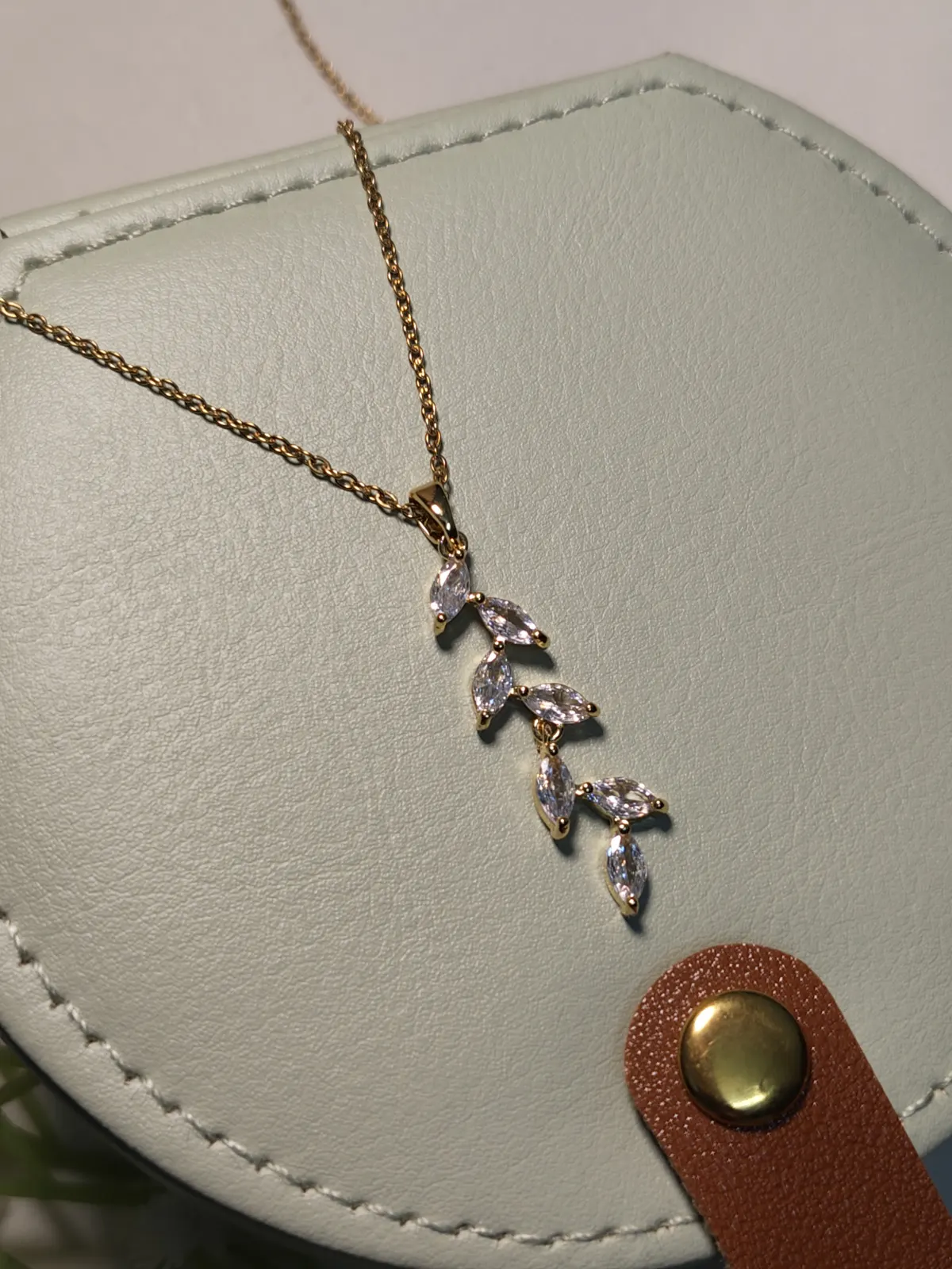 Gold Leaf Cascade Necklace
