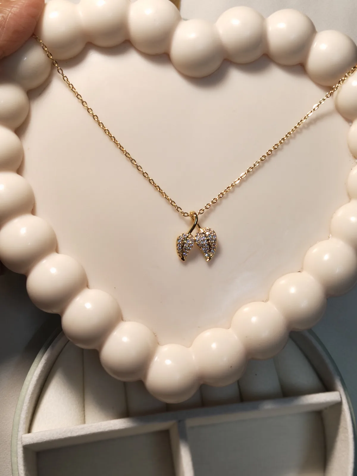 Stone Leaf pendant set
