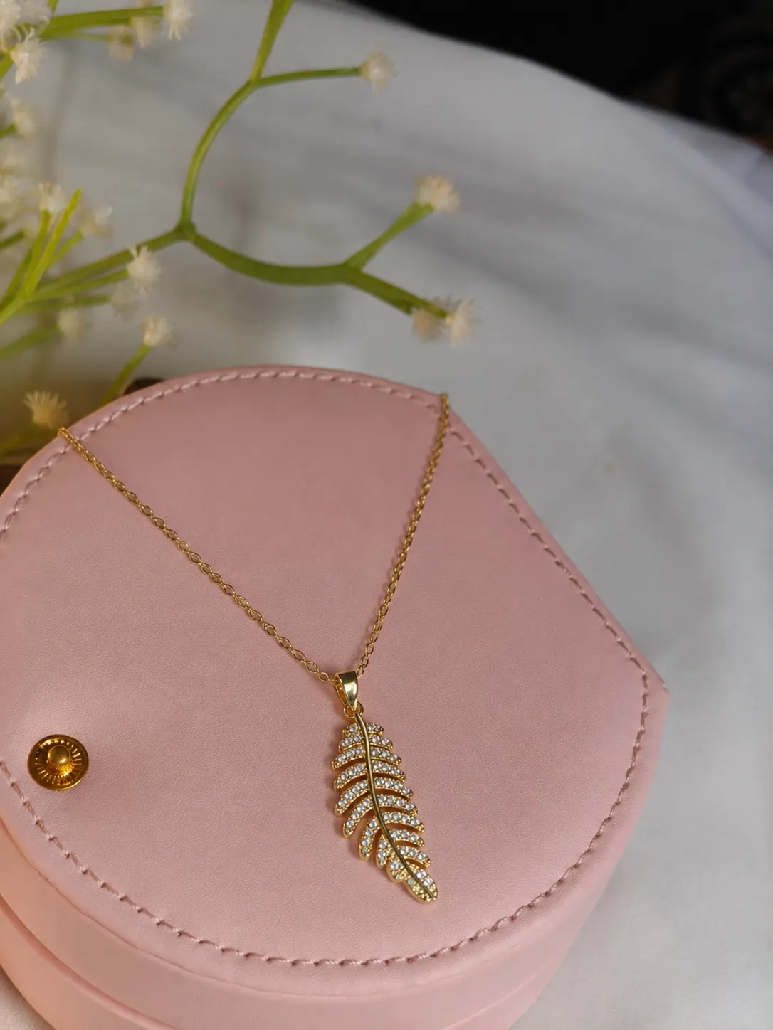 Textured Leaf Necklace