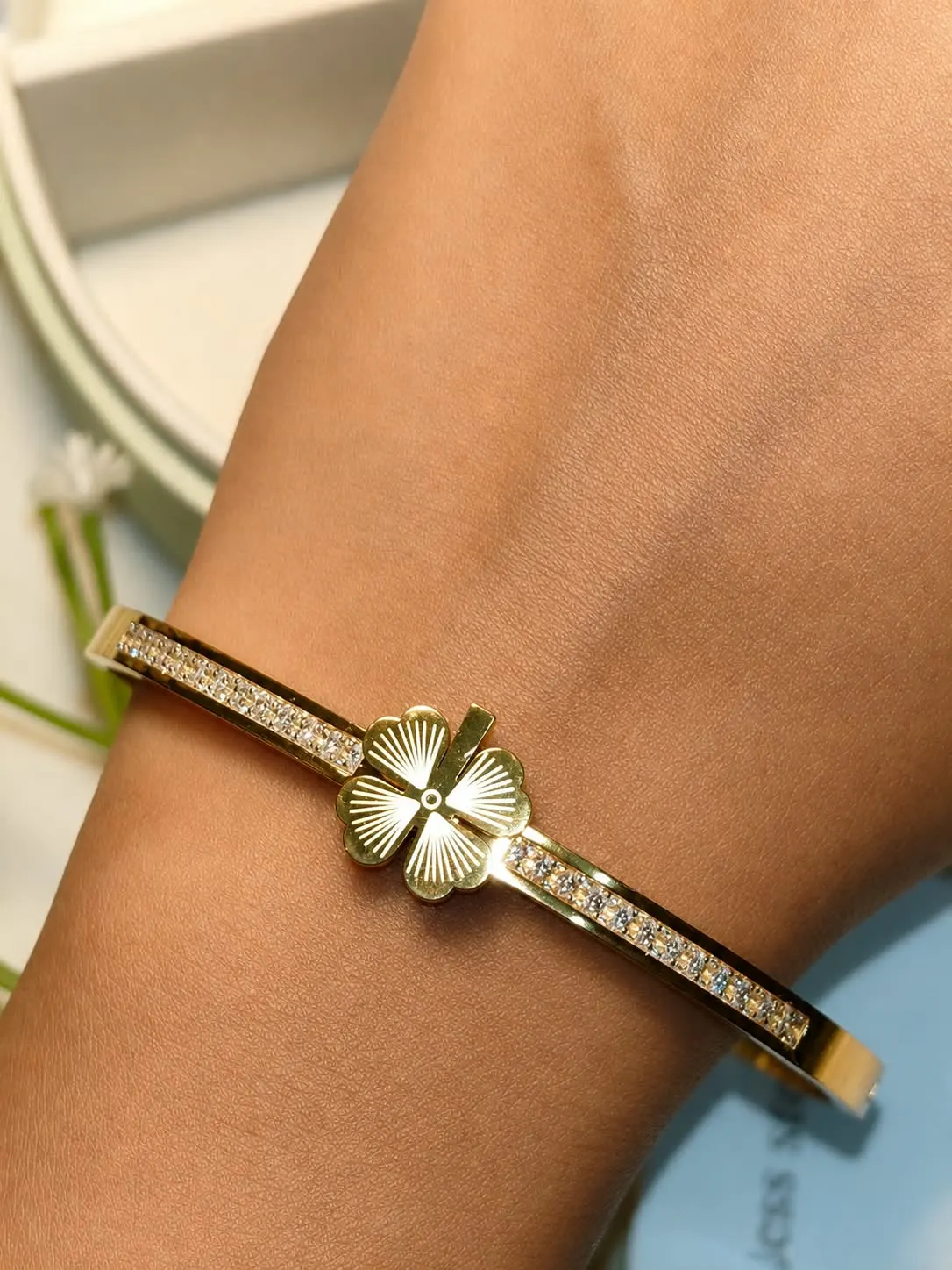 Stone Flower Bangle