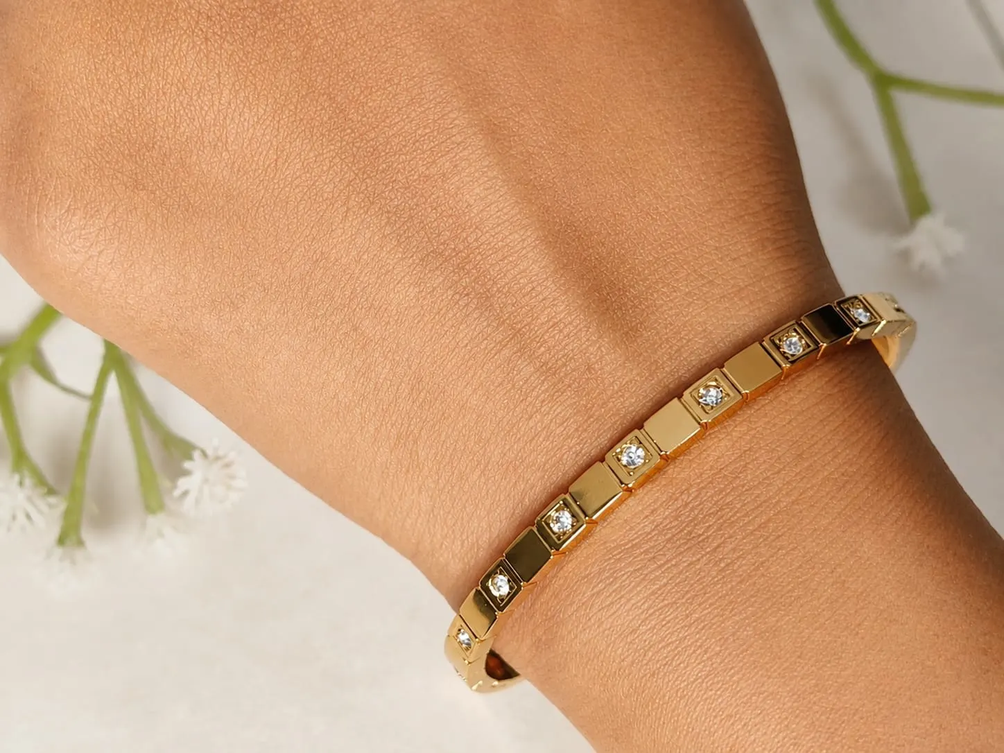 Flat Edge stone Bangle