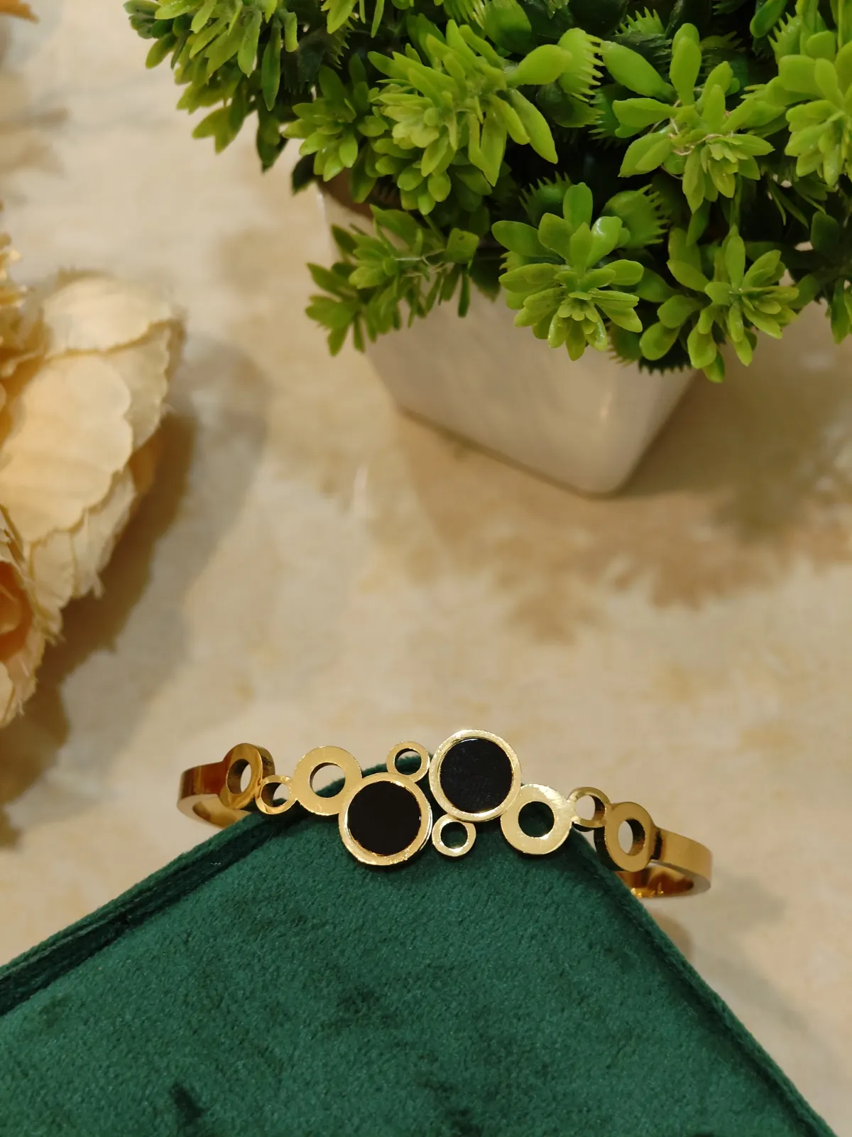 Eclipse Cluster Bangle