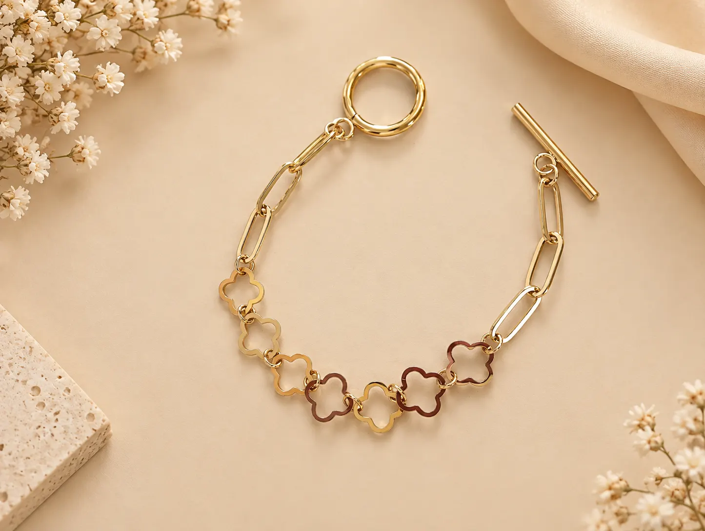 Clover shaped Bracelet