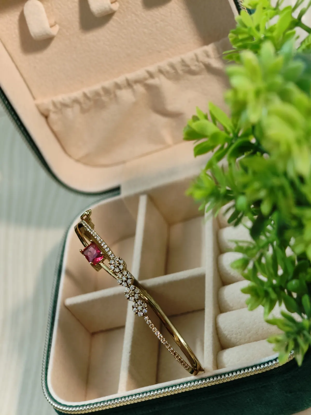Pink AD Stoned floral Bangle