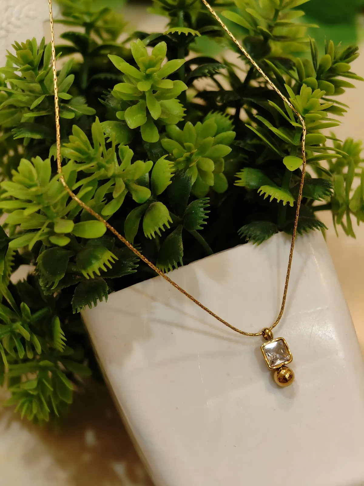 white stone drop