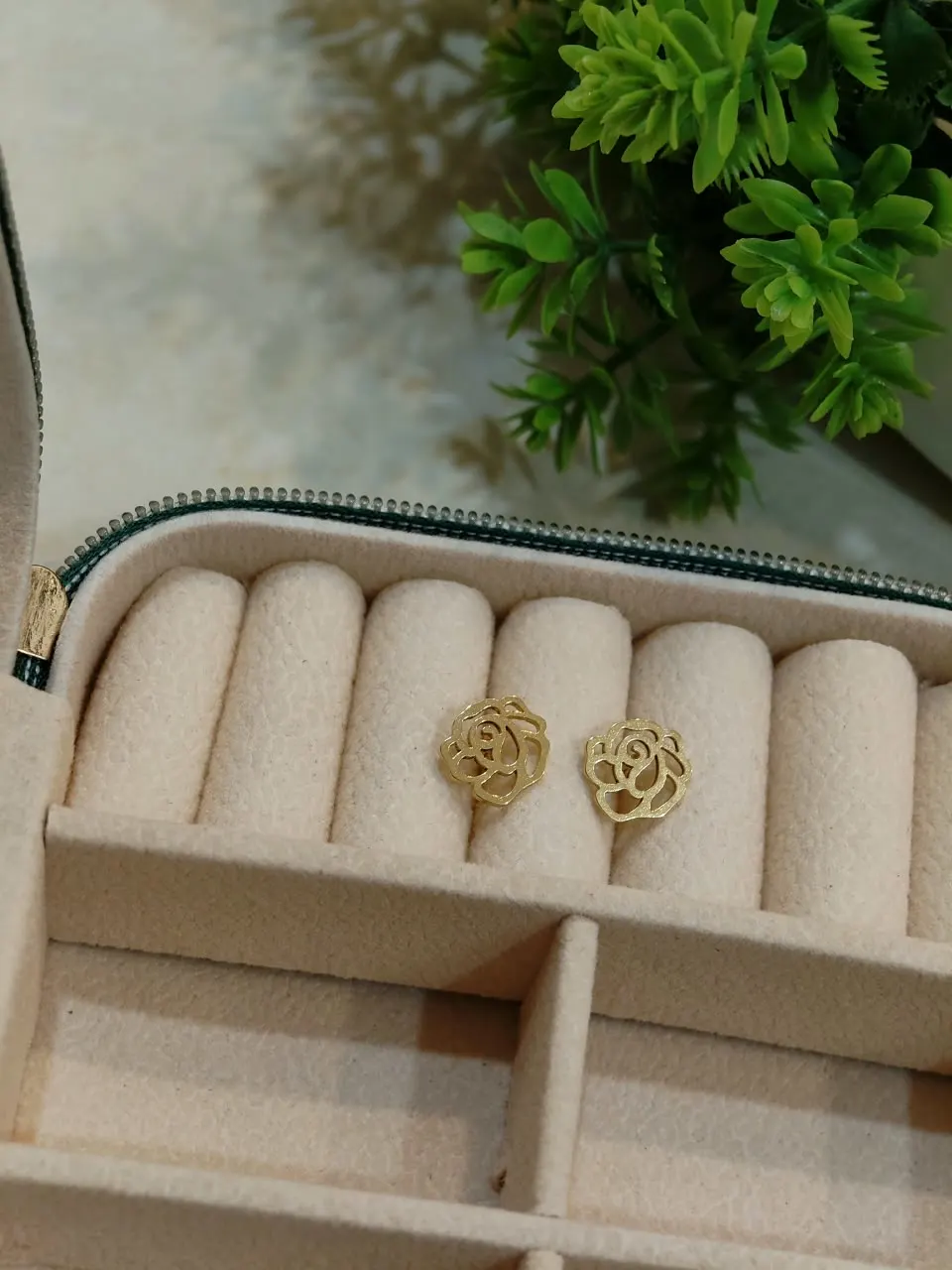 Rose shaped earrings