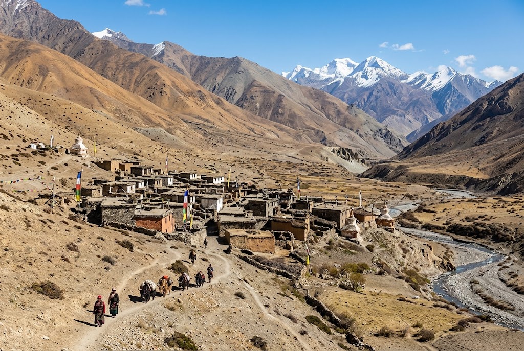 सीमा पास हातमा पुगे पनि अन्योलमै उपल्लो डोल्पाको चीन आवतजावत 1