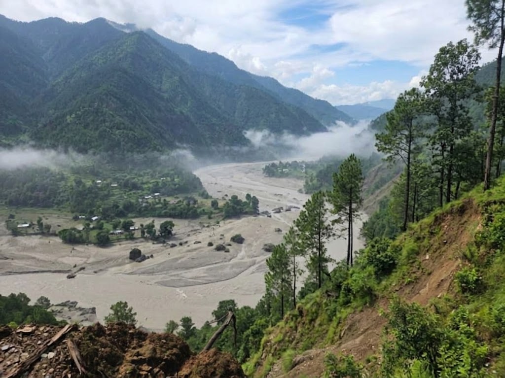बाढीले बदलिएको रसुवा : २४ दिनको राहत र संघर्ष 1