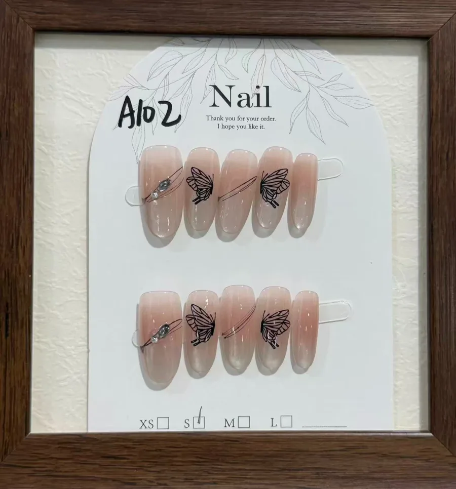 Nude butterfly-line press-on nails suited for private label