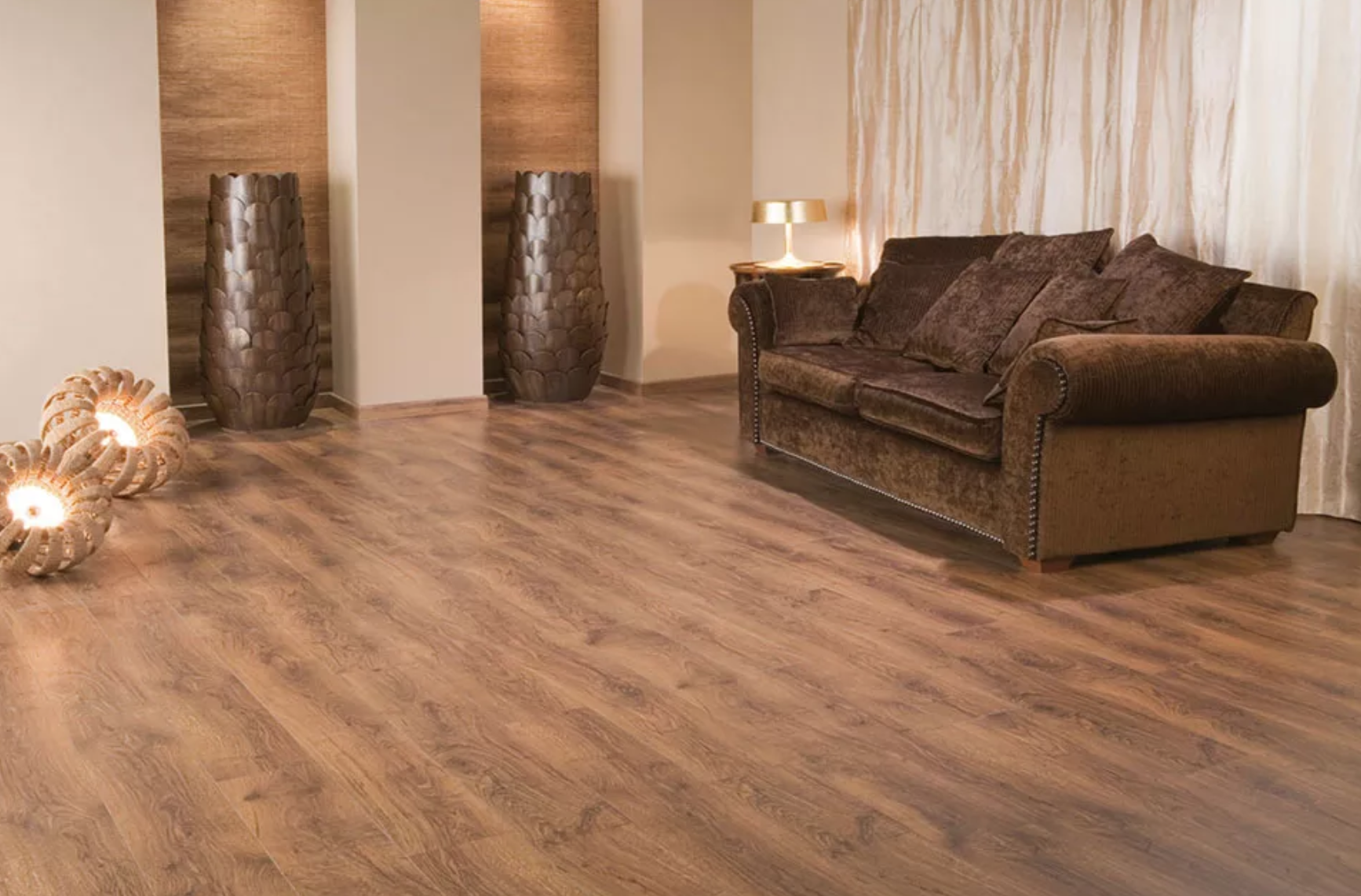 vinyl vs laminate flooring