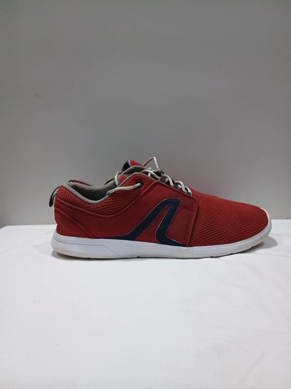Decathlon Newfeel PW 140 Mesh Walking Shoe