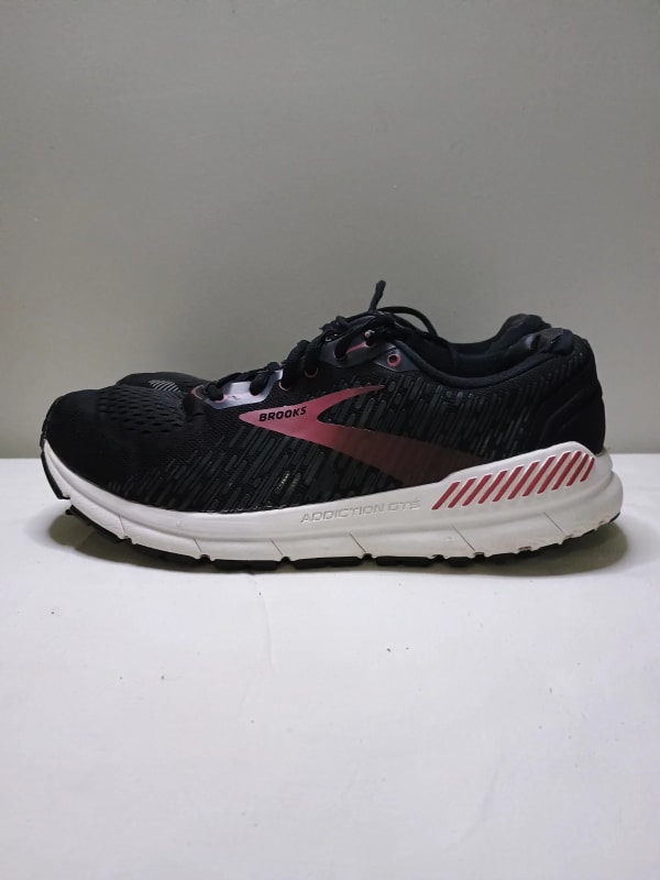 Brooks Addiction GTS 15 Running Shoe