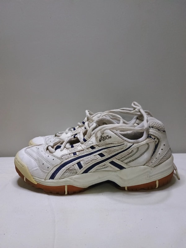 ASICS GEL Retro Volleyball Court Sneakers "White Navy"