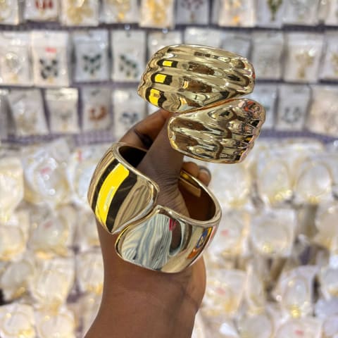 Chunky bangles