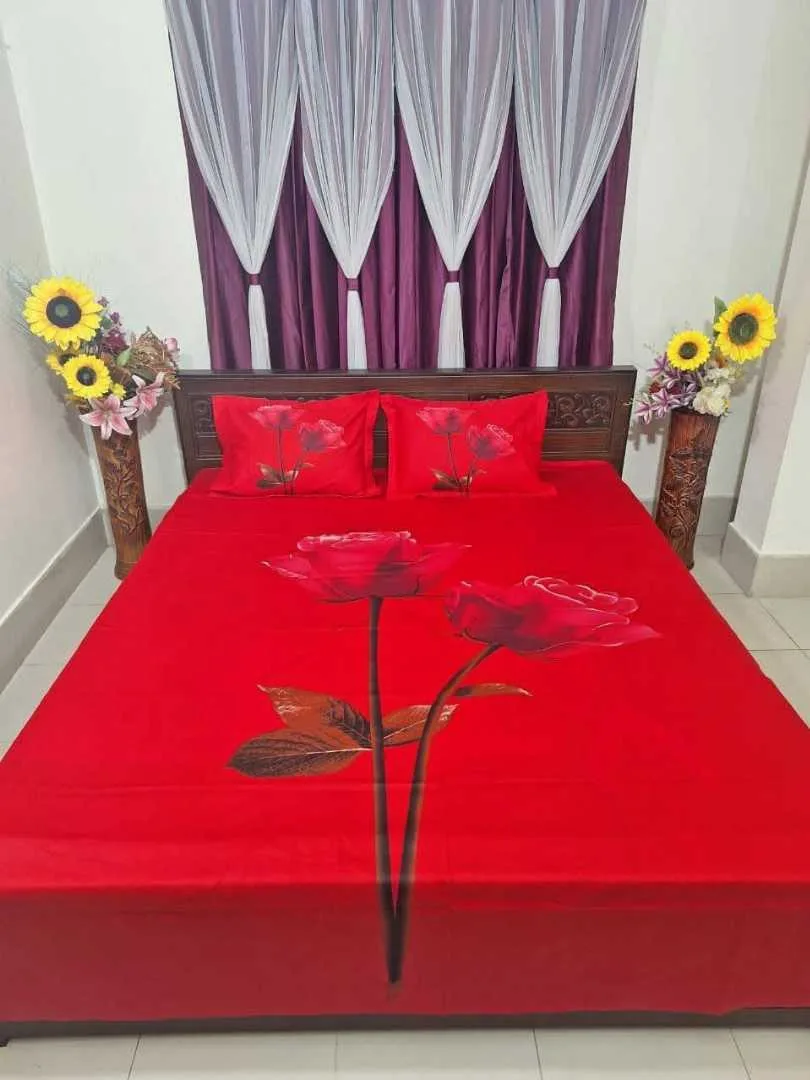 Luxury King size Bed Sheet with Matching Pillow covers 3
