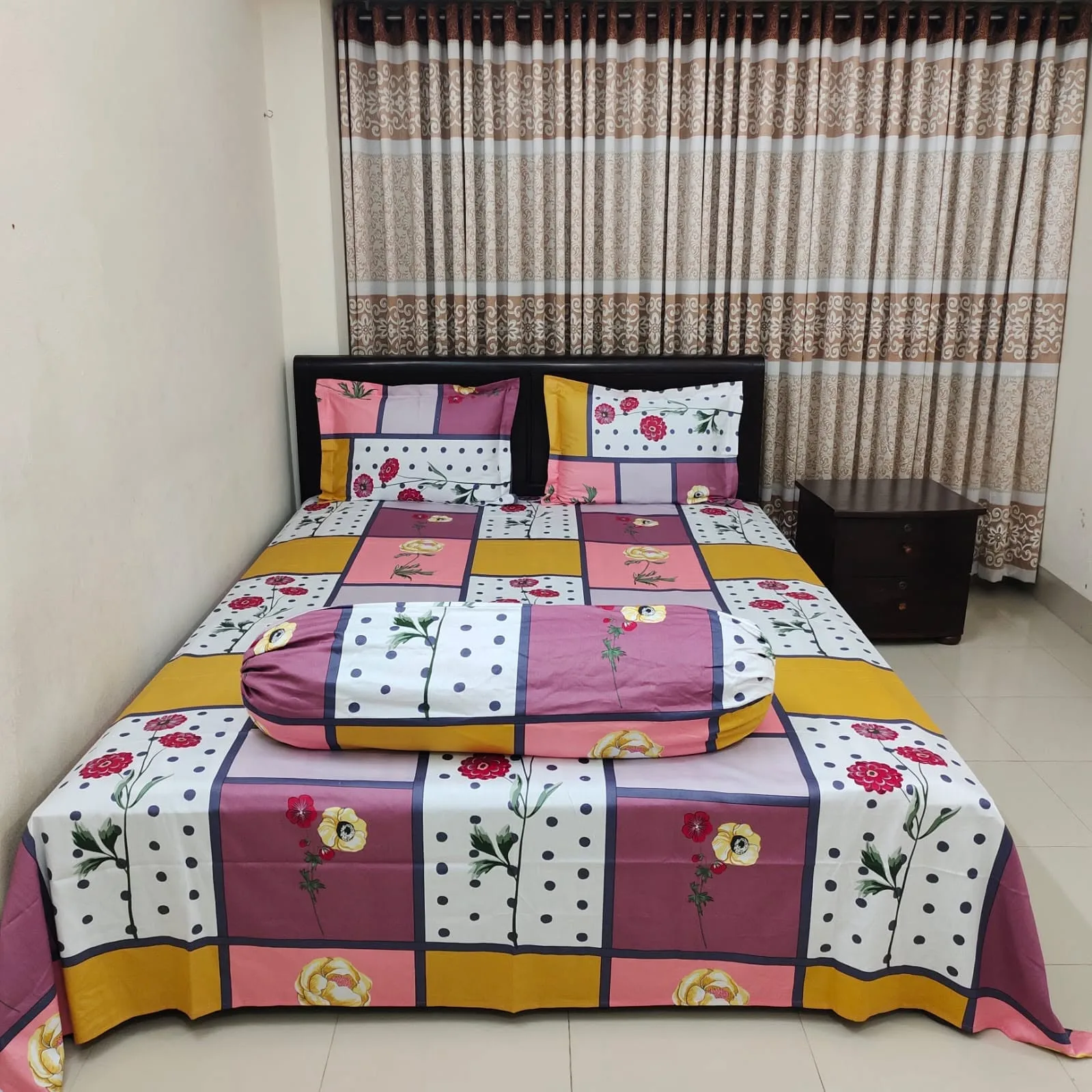 Luxury King size Bed Sheet with Matching Pillow covers