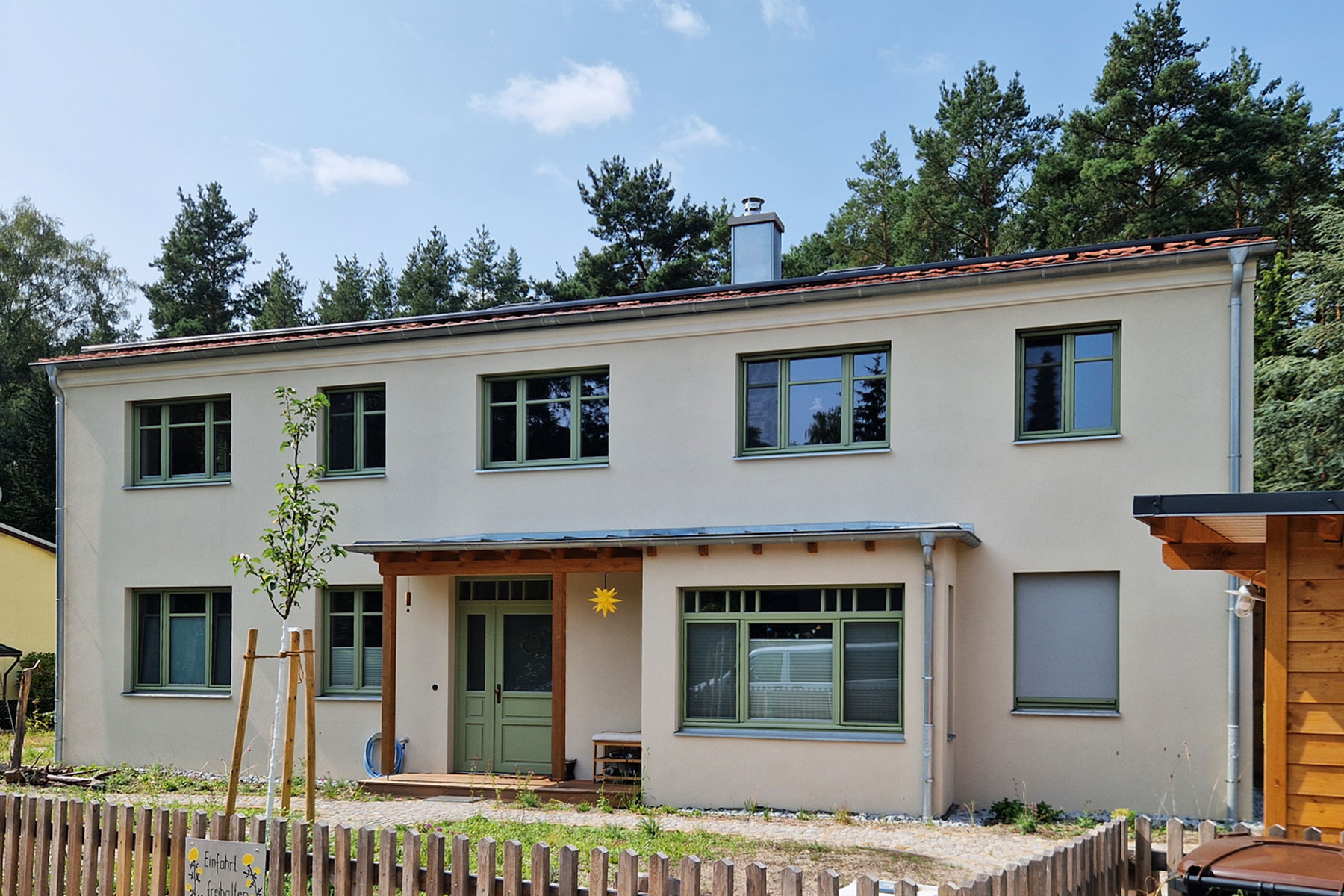 Holzfenster Vordach Holz