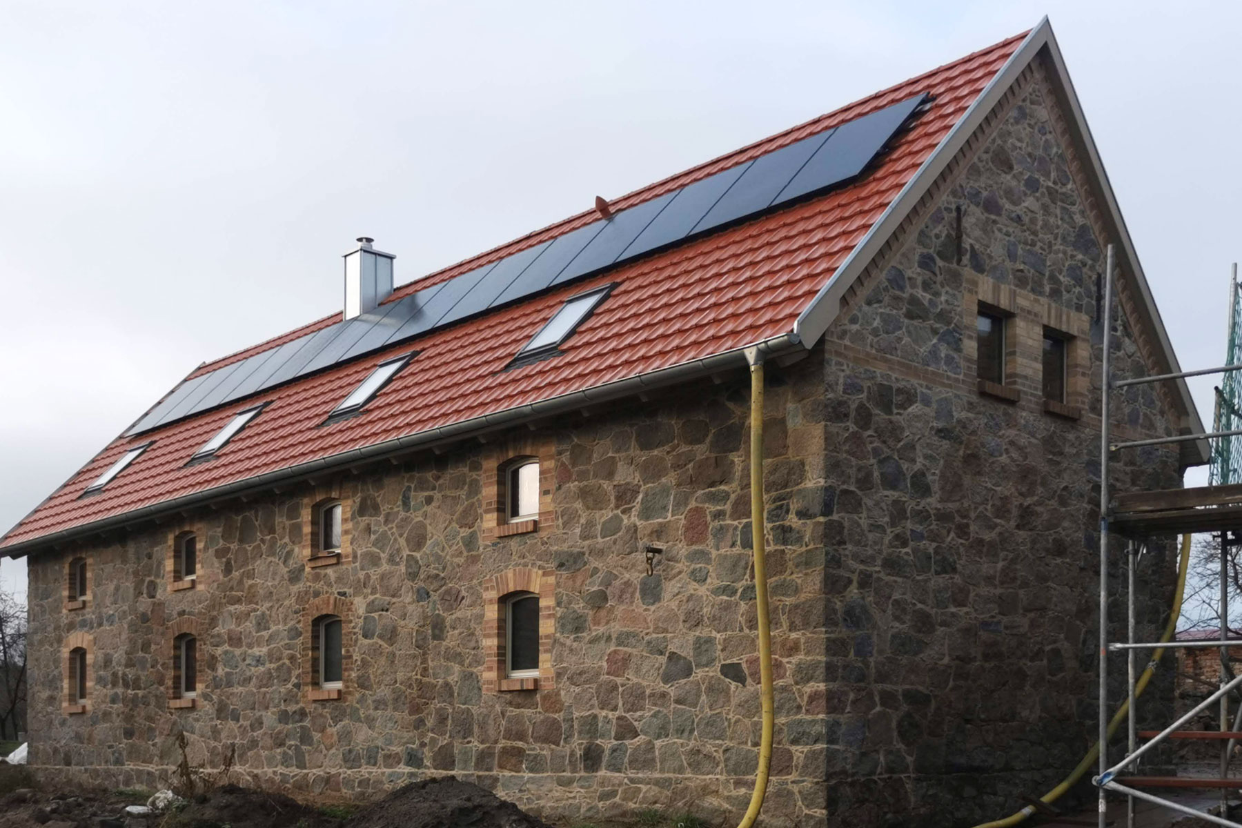 Stallgebäude Feldsteinhaus Wohnhaus