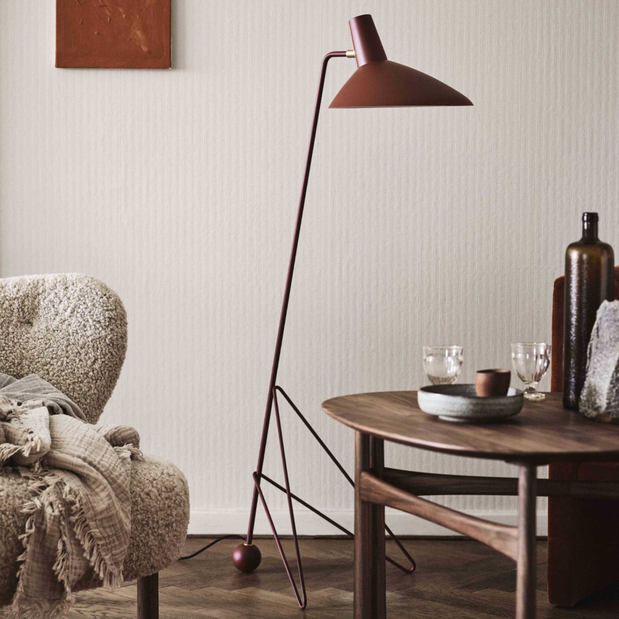 Wohnidee Luzern &Tradition Stehleuchte Tripod HM8 Produktbild