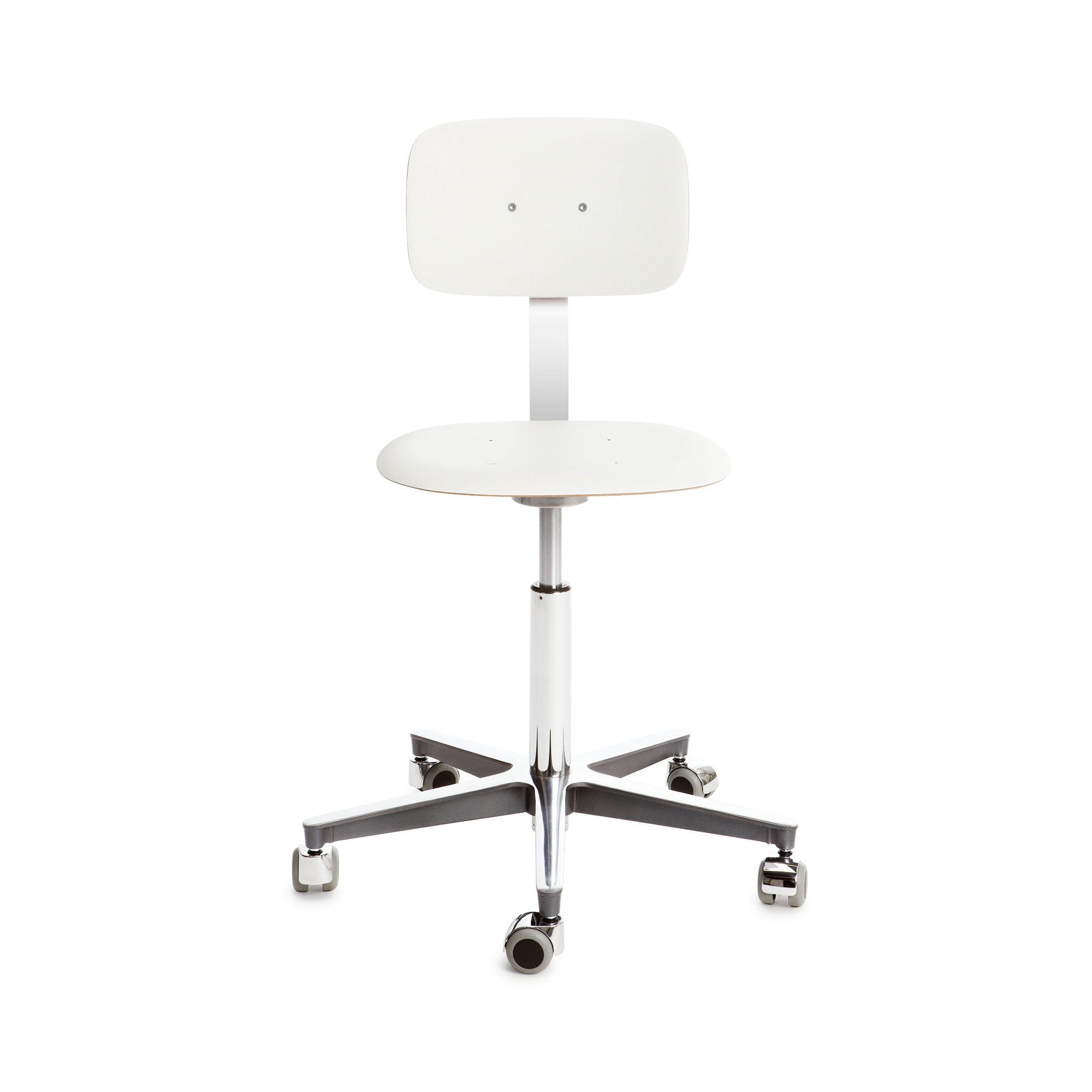 Wohnidee Luzern Atelier Stuhl 2100 Variantenbild 3