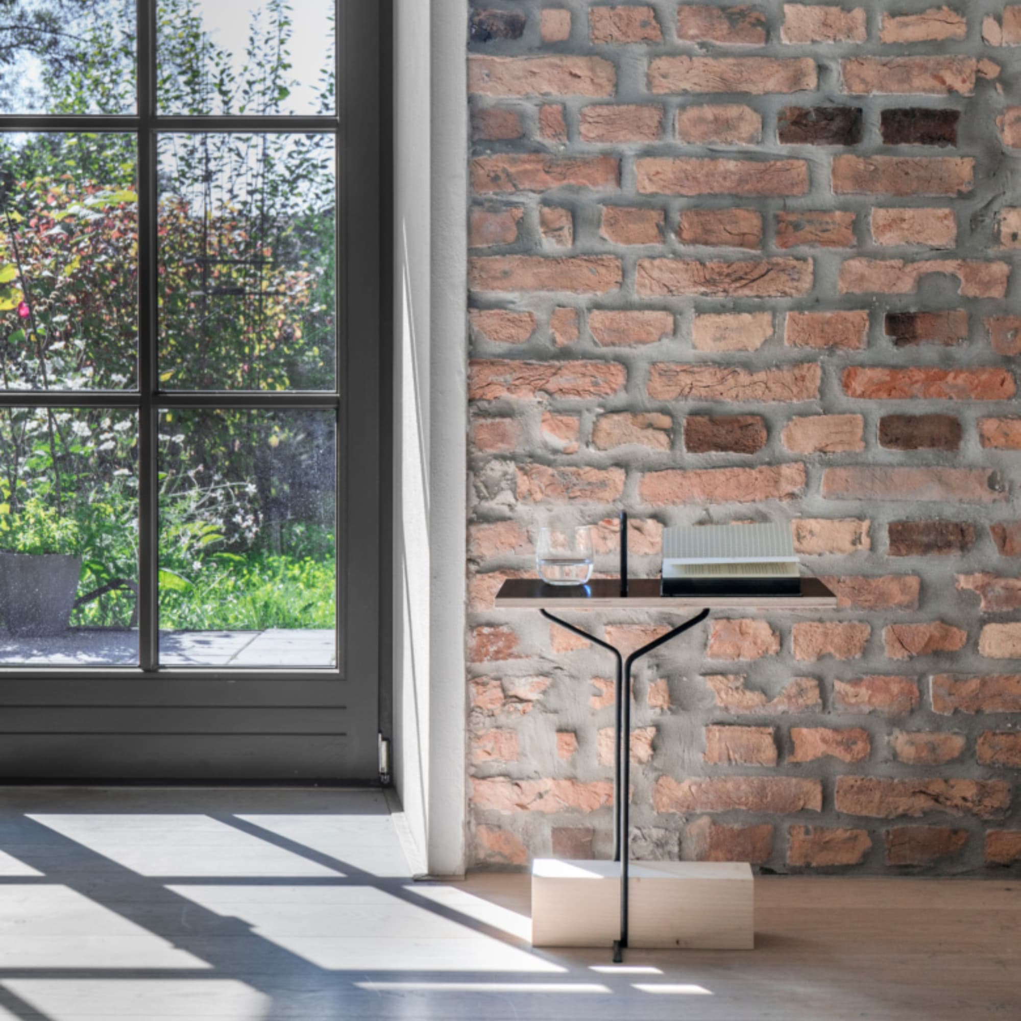 Wohnidee Luzern Moormann Beistelltisch Abgemahnt Produktgaleriebild 4