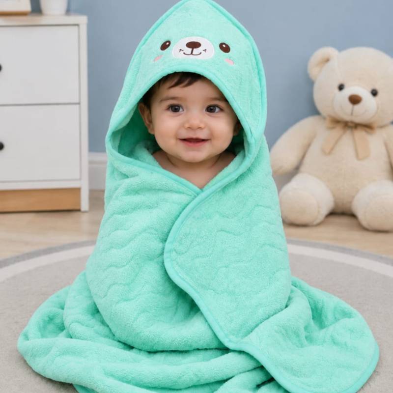 Cozy Bear Hooded Baby Bath Towel