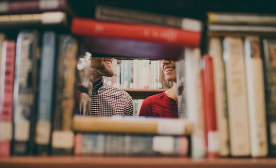 Pacaran di Perpustakaan Pacaran di Perpustakaan