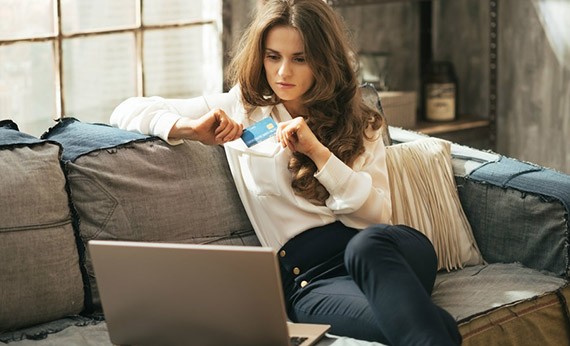 Wanita Ingin Berbelanja Online Wanita Berbelanja Online